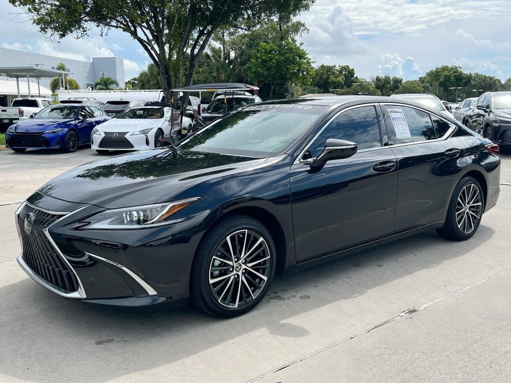 Certified 2025 Lexus ES 350 w/ Premium Package FWD image 3