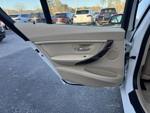 Used 2015 BMW 328i xDrive Sedan image 15