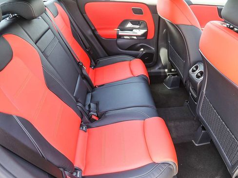 New 2026 Mercedes-Benz GLA 35 AMG 4MATIC image 16