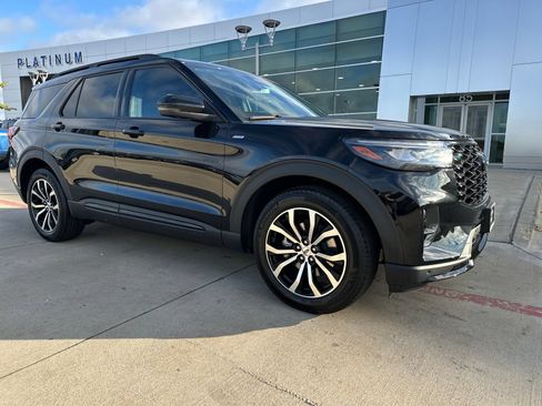 New 2026 Ford Explorer ST-Line w/ Premium Package RWD image 7
