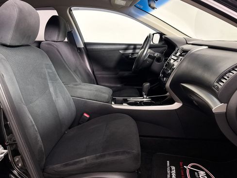 Used 2014 Nissan Altima 2.5 SV FWD image 19