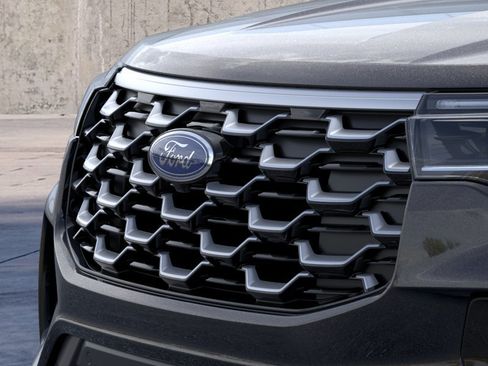 New 2026 Ford Explorer Platinum RWD image 17