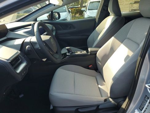 New 2026 Toyota Prius LE image 10