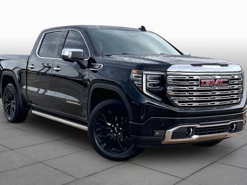 Used 2024 GMC Sierra 1500 Denali AWD/4WD image 3