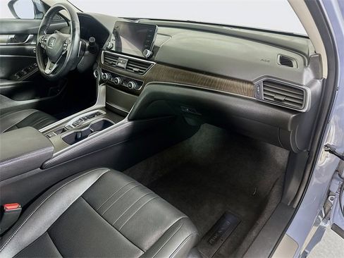 Certified 2022 Honda Accord Touring image 31