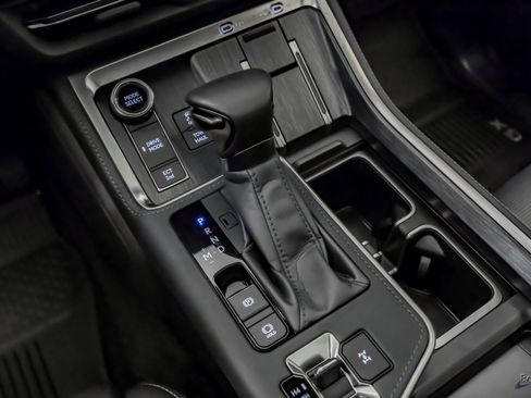 Used 2025 Lexus GX 550 image 56