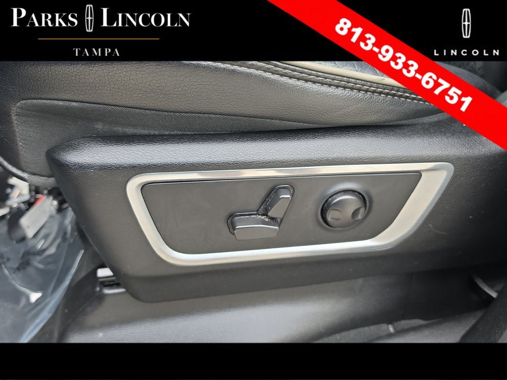 Used 2022 RAM 1500 Laramie w/ Sport Appearance Package AWD/4WD image 18