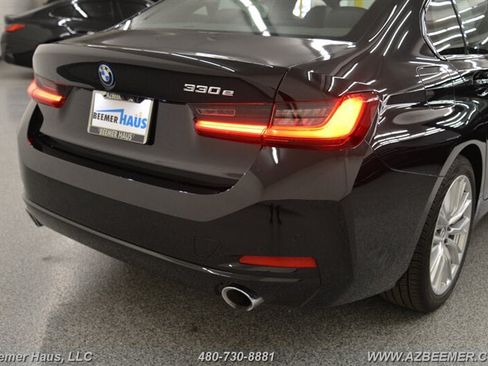 Used 2023 BMW 330e w/ Driving Assistance Package RWD image 47