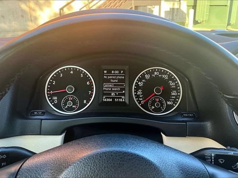 Used 2014 Volkswagen Tiguan S FWD image 30
