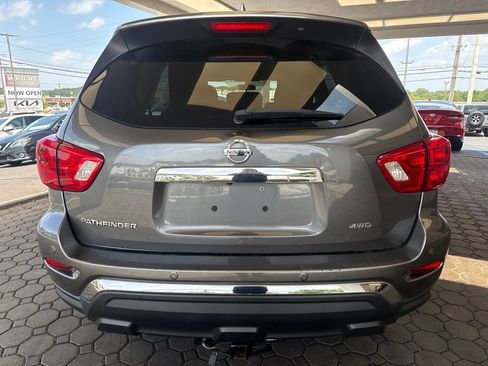 Used 2019 Nissan Pathfinder S AWD/4WD image 7
