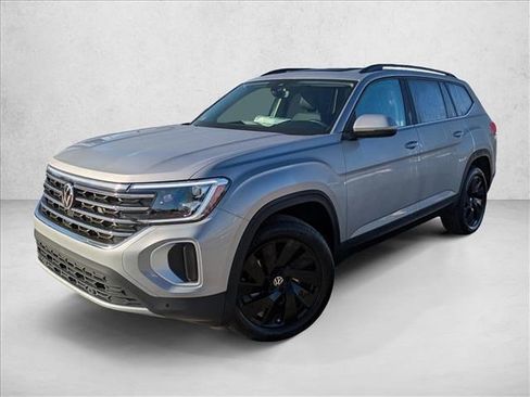 New 2026 Volkswagen Atlas SE image 1