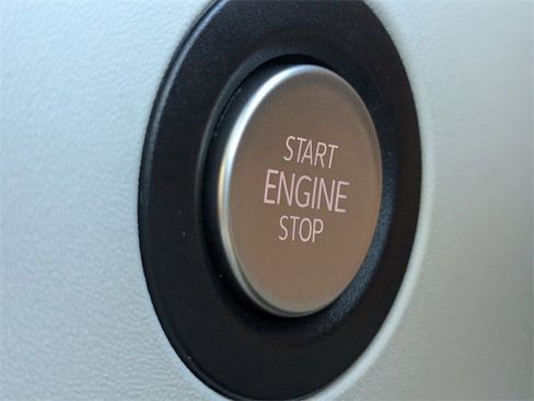 New 2025 Volkswagen ID. Buzz 1st Edition image 32