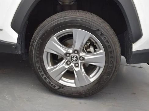 Used 2024 Toyota RAV4 XLE image 36