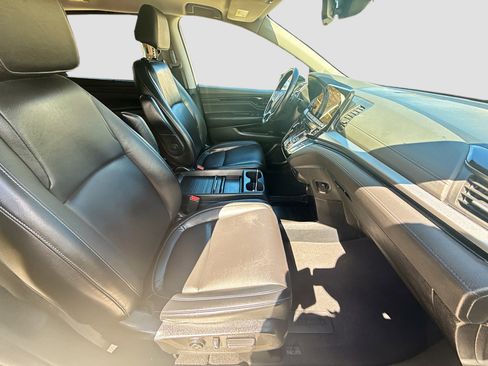 Used 2024 Honda Odyssey Touring image 30