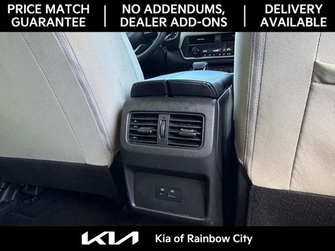 Used 2023 Nissan Rogue SV image 23