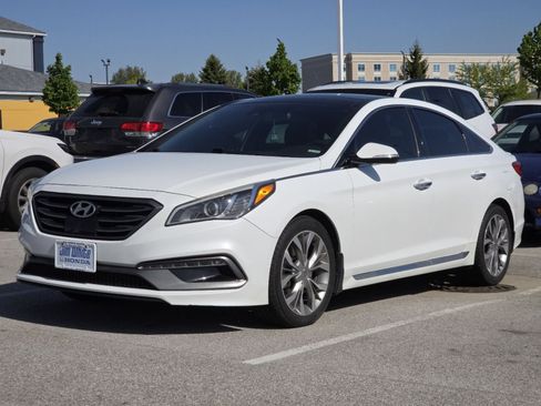 Used 2017 Hyundai Sonata Limited 2.0T FWD image 4