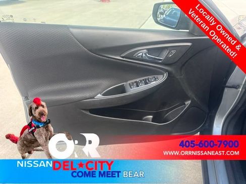 Used 2024 Chevrolet Malibu LT FWD image 15