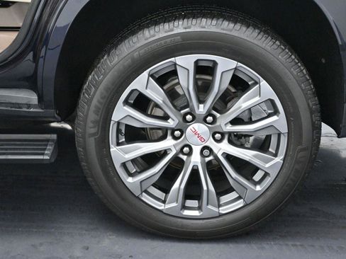 Used 2022 GMC Yukon Denali image 43