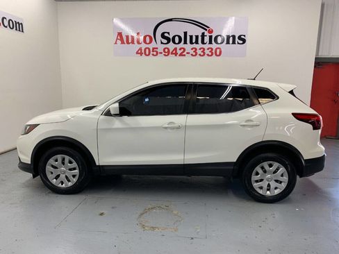 Used 2019 Nissan Rogue Sport S image 4