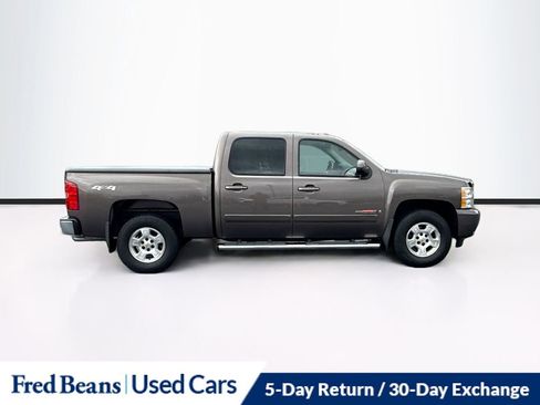 Used 2008 Chevrolet Silverado 1500 LTZ w/ Max Trailering Pack image 9