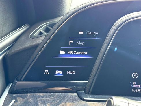 Used 2023 Cadillac Escalade Premium Luxury image 32