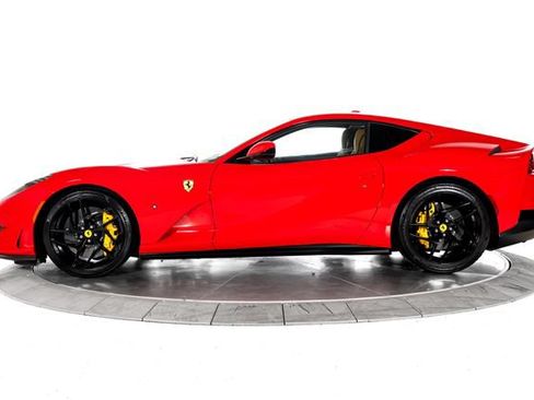 Certified 2019 Ferrari 812 Superfast RWD image 3