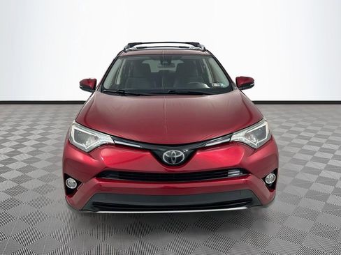 Used 2018 Toyota RAV4 XLE image 2