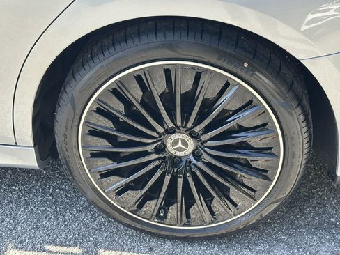 Certified 2024 Mercedes-Benz E 350 4MATIC Sedan w/ Airmatic Package image 23