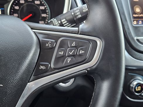 Used 2023 Chevrolet Equinox LT image 25