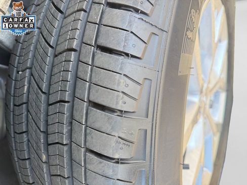 Used 2023 Jeep Grand Cherokee Limited image 19