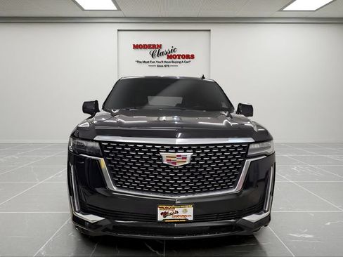 Used 2022 Cadillac Escalade Premium Luxury AWD/4WD image 2