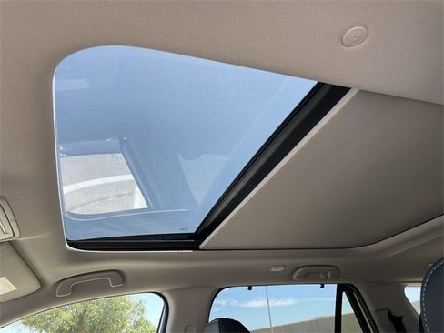 New 2025 Honda Pilot Touring image 24