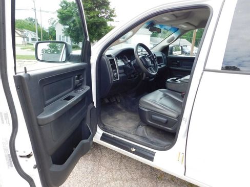 Used 2015 RAM 1500 Tradesman image 10