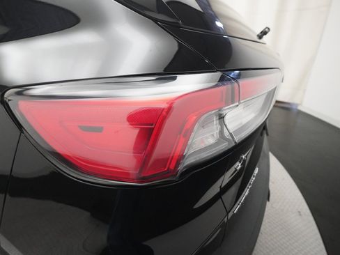 Used 2022 Ford Escape Titanium w/ Class II Trailer Tow Package image 33