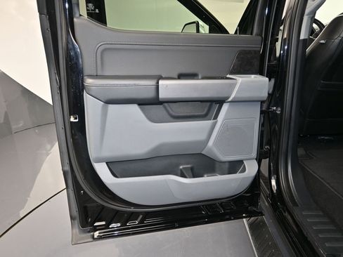 Used 2022 Ford F150 XLT w/ Equipment Group 302A High image 21