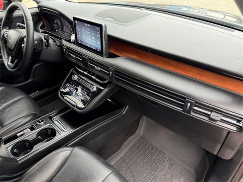 Used 2020 Lincoln Corsair Reserve w/ Equipment Group 201A image 22