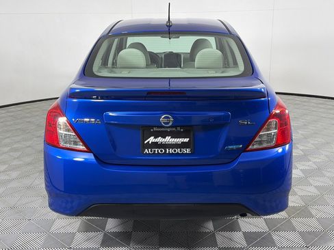 Used 2015 Nissan Versa SL image 6