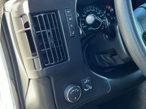 Certified 2023 Chevrolet Express 2500 w/ Driver Convenience Package image 25