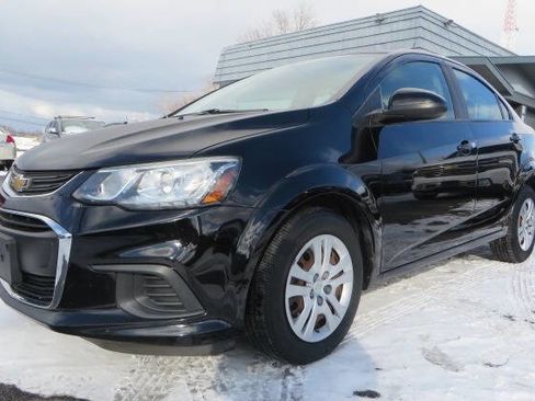 Used 2017 Chevrolet Sonic LS image 5