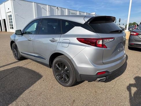 Used 2025 Acura RDX SH-AWD image 4