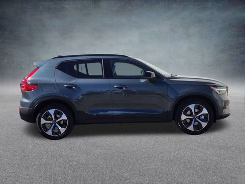 New 2026 Volvo XC40 B5 Plus w/ Protection Package Premier image 8