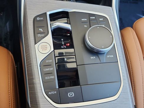 New 2026 BMW 330i Sedan w/ Premium Package RWD image 19