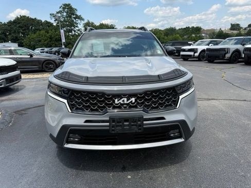 Used 2023 Kia Sorento SX Prestige AWD/4WD image 2