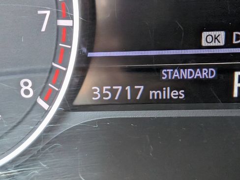 Used 2025 Nissan Pathfinder SV FWD image 13