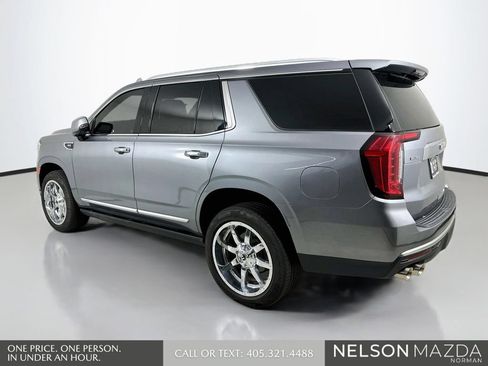 Used 2021 GMC Yukon Denali w/ Denali Premium Package AWD/4WD image 8