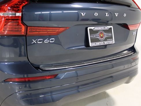 Used 2022 Volvo XC60 B5 Momentum w/ Advanced Package AWD/4WD image 62