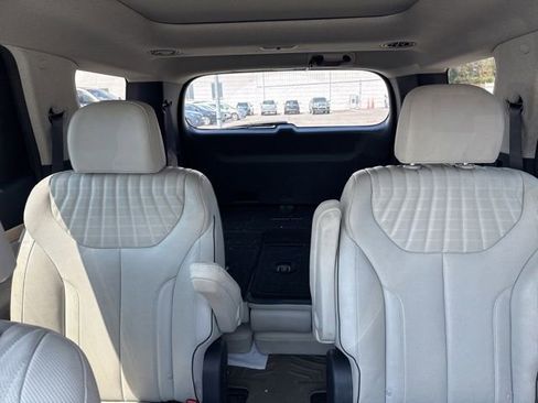 Used 2024 Hyundai Palisade Limited image 23