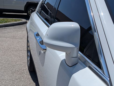 Used 2013 Rolls-Royce Ghost RWD image 12