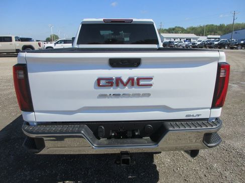 New 2026 GMC Sierra 2500 SLT w/ SLT Convenience Package image 5