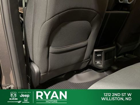 New 2026 RAM 1500 4x4 Crew Cab image 66